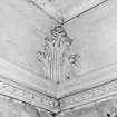 Interior.
Detail of cornice.