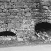 Detail of draw-arch and access tunnel.