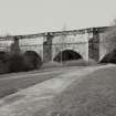 Glasgow, Maryhill, Forth & Clyde Canal, Kelvin Aquaduct.
General view of multi-arched structure from SE.