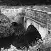 Detail of W bridge over canal (also showing canal over low arch)