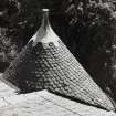 Detailed view of the turret seen from the roof.