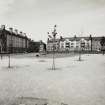 Edinburgh, Piershill Square West.
General view from South.